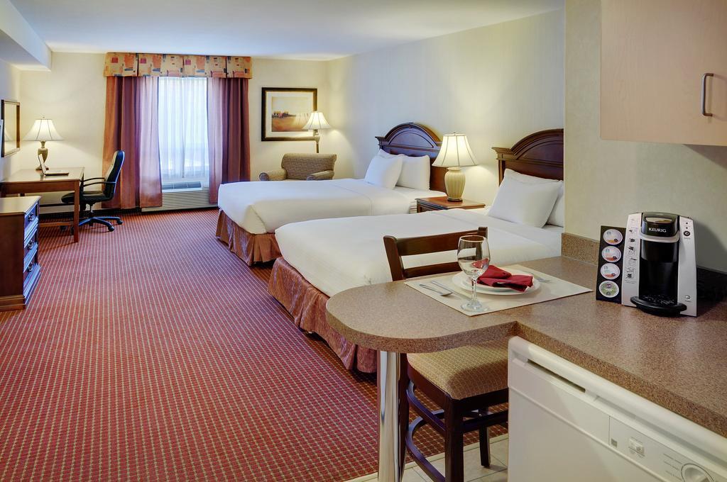 Pomeroy Inn And Suites Chetwynd Chambre photo